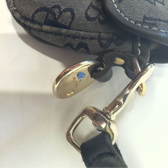 Authentic Dooney & Bourke Signature Blue and Grey Fabric Wristlet Wallet - Picture 8 of 15